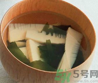 春天吃什么食物排肝毒？排肝毒吃什么最好？