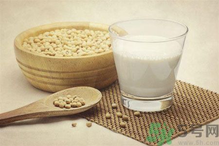 降低膽固醇的方法有哪些？降低膽固醇吃什么好？