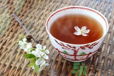 春天喝紅茶好不好？春天喝紅茶還是喝綠茶好呢？