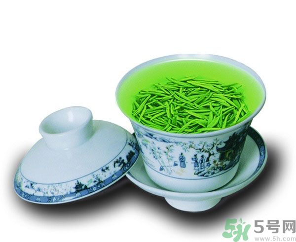 春天喝紅茶好不好？春天喝紅茶還是喝綠茶好呢？