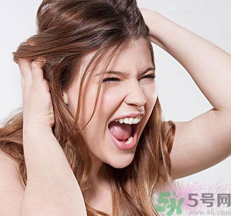 頭發(fā)分叉怎么辦？頭發(fā)油怎么辦？