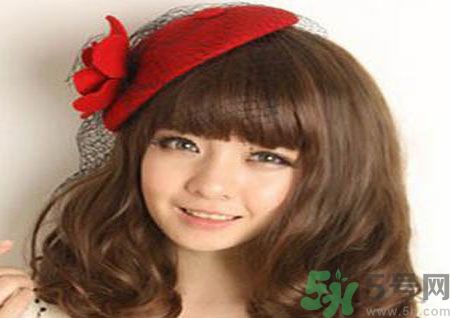 臉大的女生適合短發(fā)嗎？臉大的女生適合什么發(fā)型？