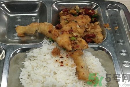 整只炸牛蛙好吃嗎？炸牛蛙怎么做好？