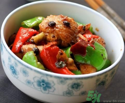 吃剩菜有危害嗎？什么類剩菜不能吃呢？