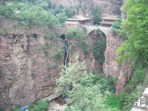 北京過山車懸掛高空 出門游玩注意事項有哪些？