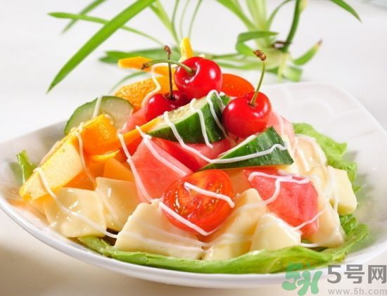 在飯后做運(yùn)動(dòng)什么對(duì)身體好？飯后有什么不能做？