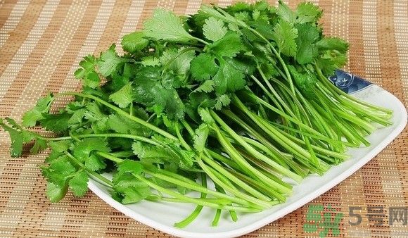 吃什么蔬菜排毒很有效？多吃這些渾身無(wú)毒！