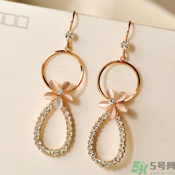 耳環(huán)適合臉型氣質(zhì)最重要？不同臉型適合什么耳環(huán)？