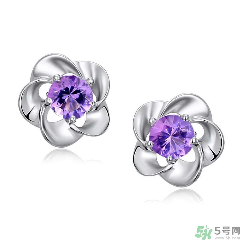 耳環(huán)適合臉型氣質(zhì)最重要？不同臉型適合什么耳環(huán)？