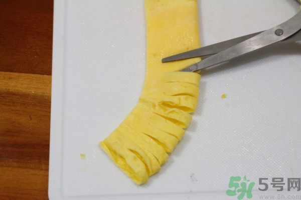 蘆筍開花了還可以吃嗎？蘆筍尾部開花能吃嗎？