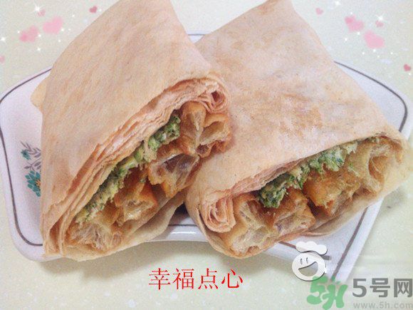 香椿雞蛋餅怎么做？香椿煎蛋餅做才能好吃？