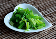 鼻炎能吃芹菜嗎？鼻炎吃芹菜好嗎？