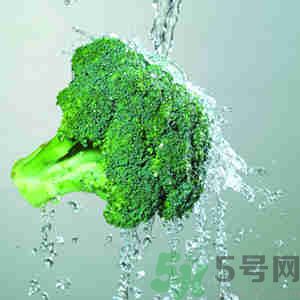 西藍(lán)花怎么才能洗干凈？西藍(lán)花要怎么切？