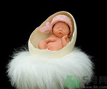  孕婦脖子卡護欄身亡 孕婦外出要注意什么？