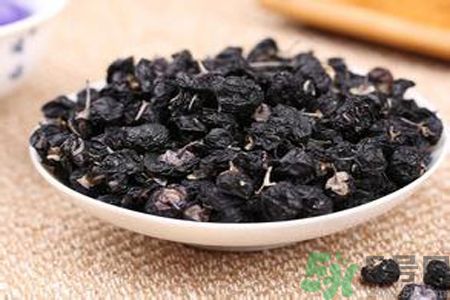 黑枸杞有什么功效？黑枸杞的好處有哪些？