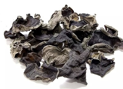 黑木耳是不是越黑越好？怎么挑選黑木耳？