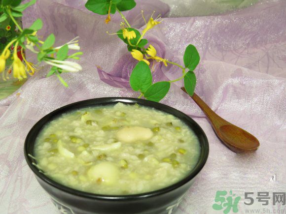 皮膚過敏怎么辦？皮膚過敏吃什么？