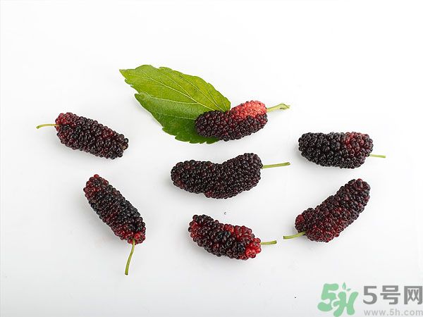 哺乳期能不能吃桑葚？桑葚產(chǎn)婦能吃嗎？