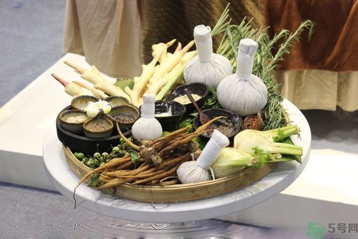 胃潰瘍吃什么藥？調(diào)理胃潰瘍的藥有哪些？