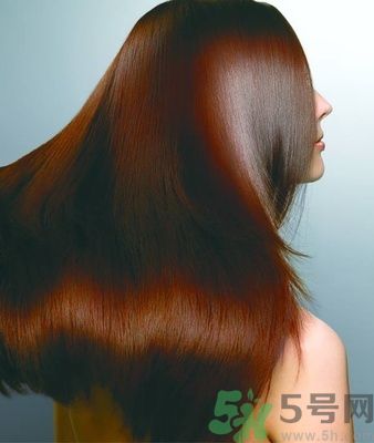 頭發(fā)干枯是為什么？頭發(fā)干枯的原因？