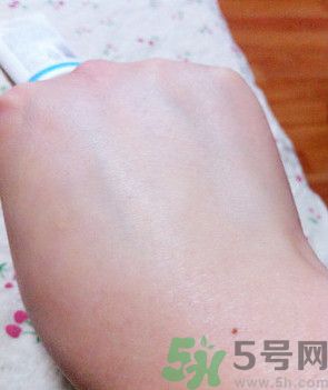 apieu防曬霜怎么樣？apieu防曬霜好用嗎？
