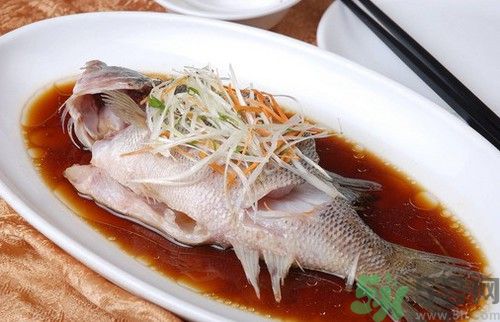 痛風(fēng)可以吃魚嗎？痛風(fēng)可以吃什么魚？
