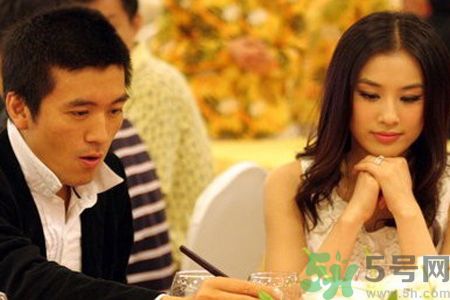黃圣依和楊子離婚了嗎？黃圣依和楊子什么關(guān)系？