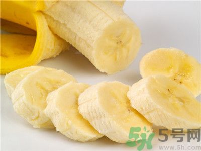 香蕉皮是青的可以吃嗎？吃香蕉要注意什么？