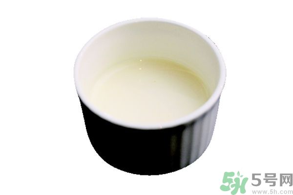 牛奶過(guò)期了還能怎么利用？牛奶能去魚腥味嗎？