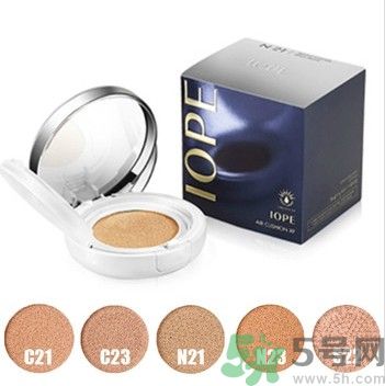 蘭芝氣墊bb13號跟21號哪個更白？蘭芝氣墊bb色差大嗎？