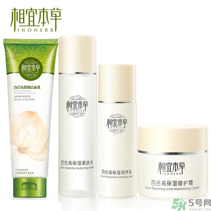 1相宜本草百合高保濕柔膚水適合什么膚質？敏感肌膚可以用百合高保濕柔膚水嗎？