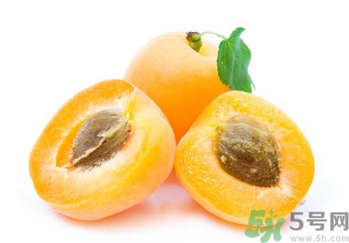 春天吃枇杷可以減肥嗎？吃枇杷減肥怎么樣？
