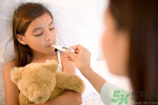 男童連續(xù)高燒8年 怎么退燒效果好？