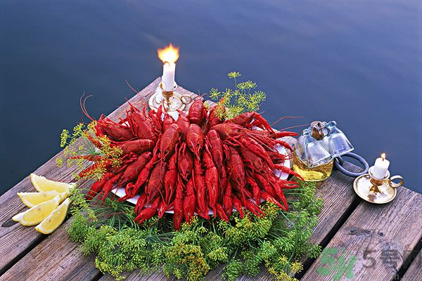 油燜大蝦為什么肉散了？油燜大蝦怎么做肉不散？