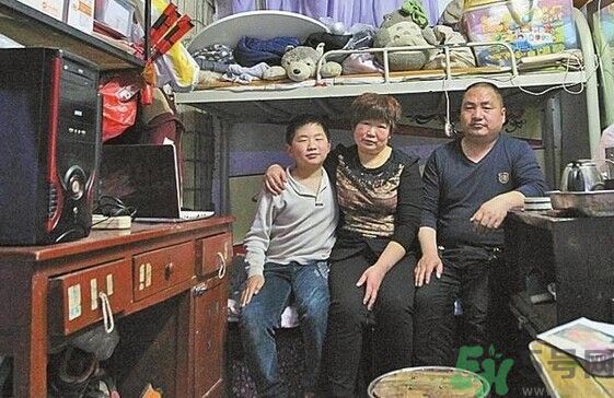 住窩棚夫婦倆十多年堅(jiān)守女兒失蹤路口 如何預(yù)防孩子走失？
