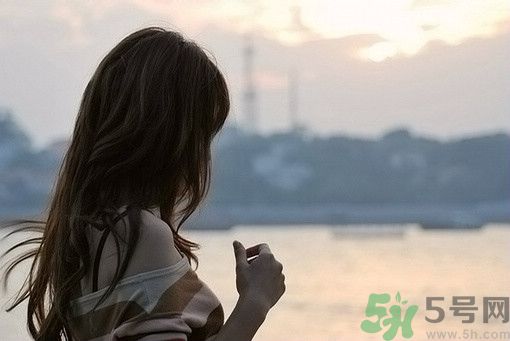 染發(fā)會(huì)增加淋巴癌的風(fēng)險(xiǎn)嗎？染發(fā)會(huì)得淋巴癌嗎？