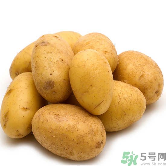 土豆皮變綠還可以吃？土豆發(fā)青吃了會(huì)中毒嗎？