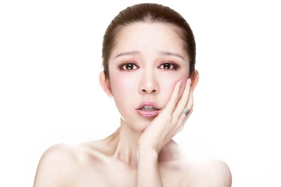 蘭薇兒水漾CC霜怎么樣？蘭薇兒水漾CC霜好用嗎？
