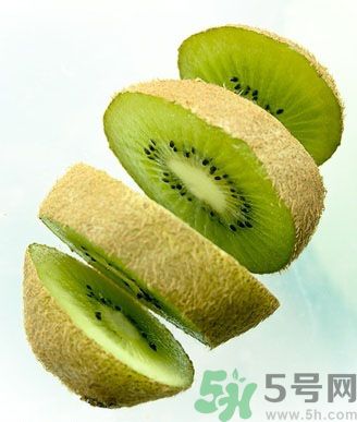 牙齦出血吃獼猴桃有用嗎？吃獼猴桃能治牙齦出血嗎？