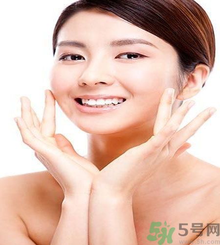皮膚出油怎么辦？皮膚出油用什么面膜？