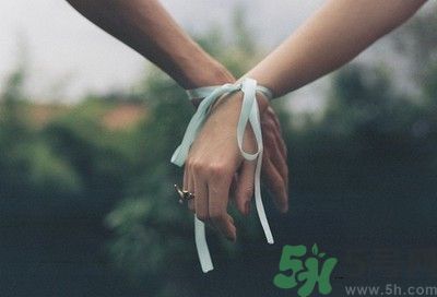 用醋泡手可以護(hù)膚嗎？怎么用醋泡手？