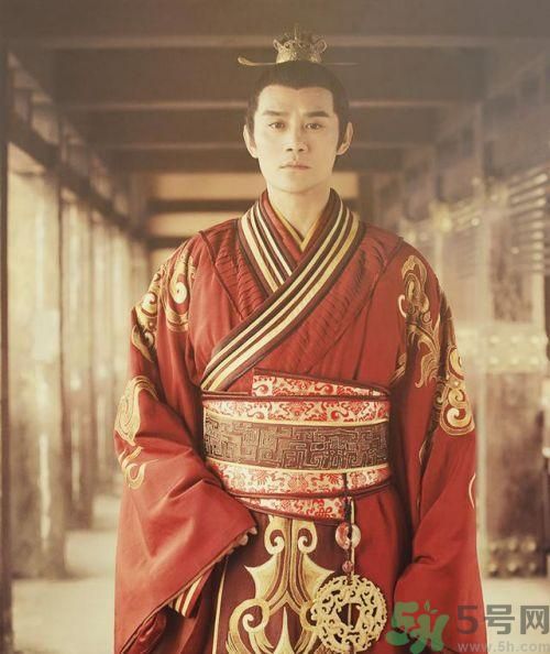 男人們一直想問(wèn)女人的16個(gè)問(wèn)題 男人們一直想問(wèn)女人的問(wèn)題是什么？