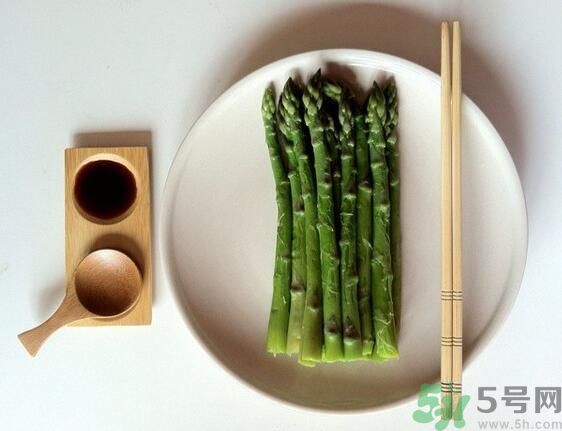 吃蘆筍有什么好處？蘆筍有什么營(yíng)養(yǎng)價(jià)值？