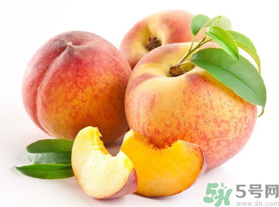 桃子吃多了容易便秘嗎？桃子吃多了會肚子疼嗎？