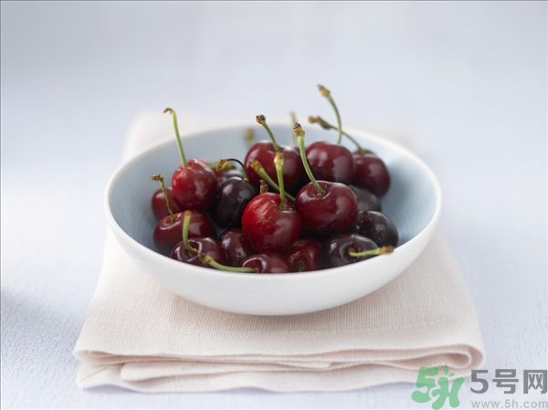 來(lái)月經(jīng)能吃櫻桃嗎？經(jīng)期吃櫻桃好嗎？