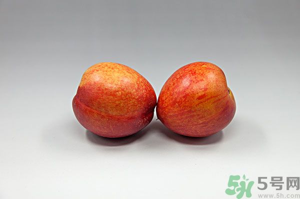 咳嗽能吃桃子嗎？咳嗽吃桃子好嗎？