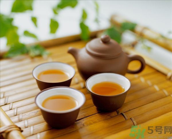 過敏性濕疹能喝烏龍茶嗎？過敏性濕疹喝烏龍茶好不好？