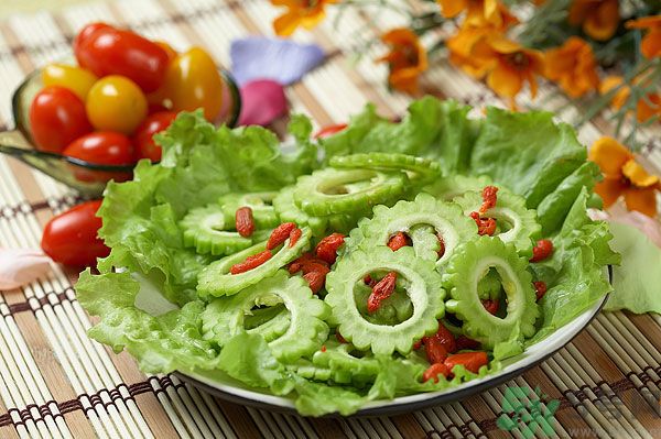 夏天吃苦瓜有什么好處？夏天吃苦瓜好嗎？