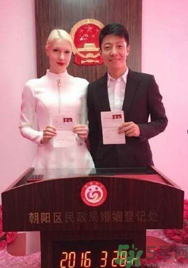 撒貝寧李白在哪里結(jié)婚？李白是誰(shuí)？