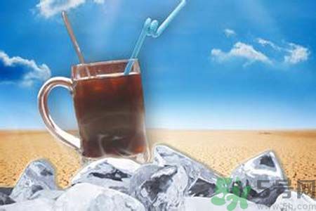 喝完酸梅湯后可以喝牛奶嗎？酸梅湯可以喝牛奶一起喝嗎？